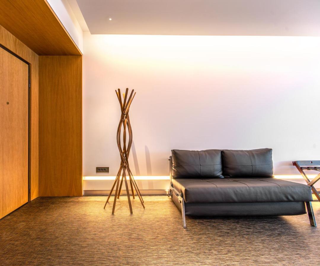 Akadimias 4 Apartment เอเธนส์ ภายนอก รูปภาพ