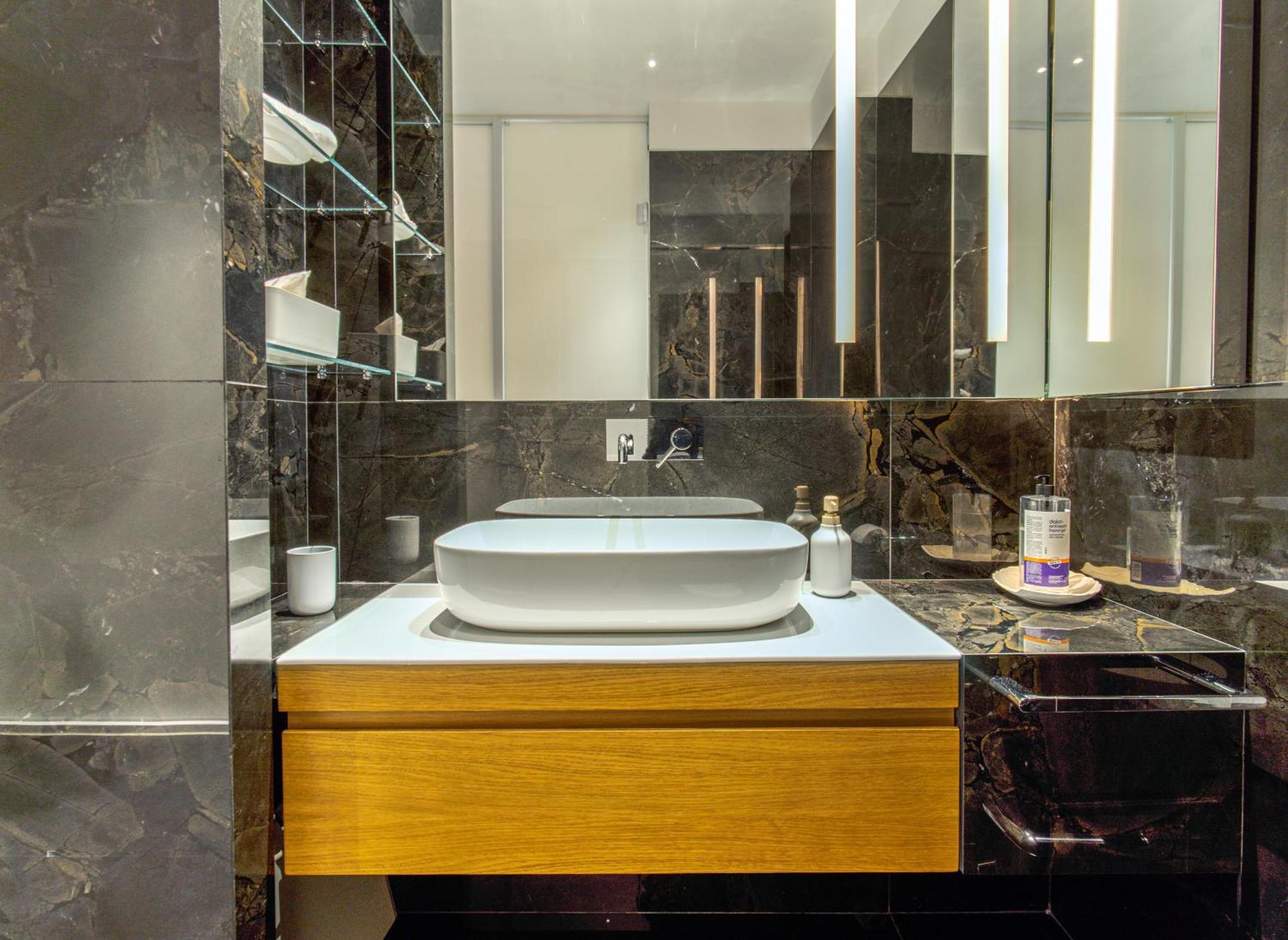 Akadimias 4 Apartment เอเธนส์ ภายนอก รูปภาพ